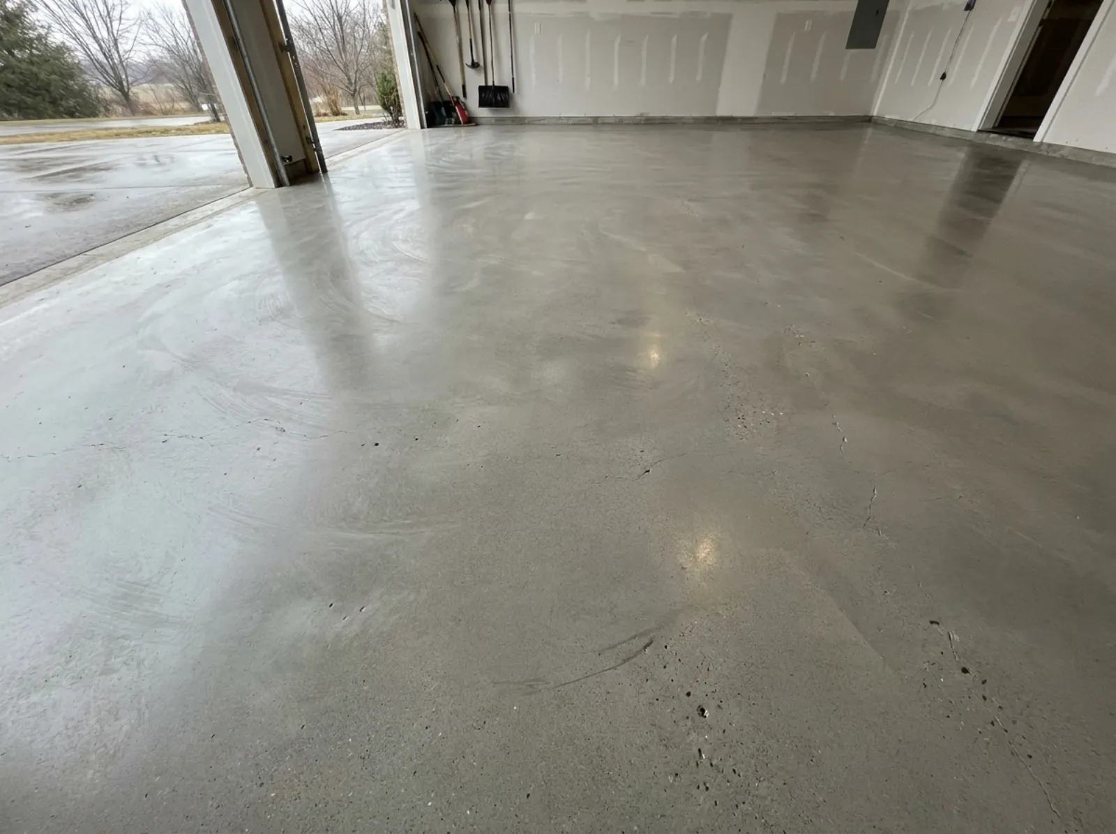 Finished concrete garage floor by 3 Brothers Construction