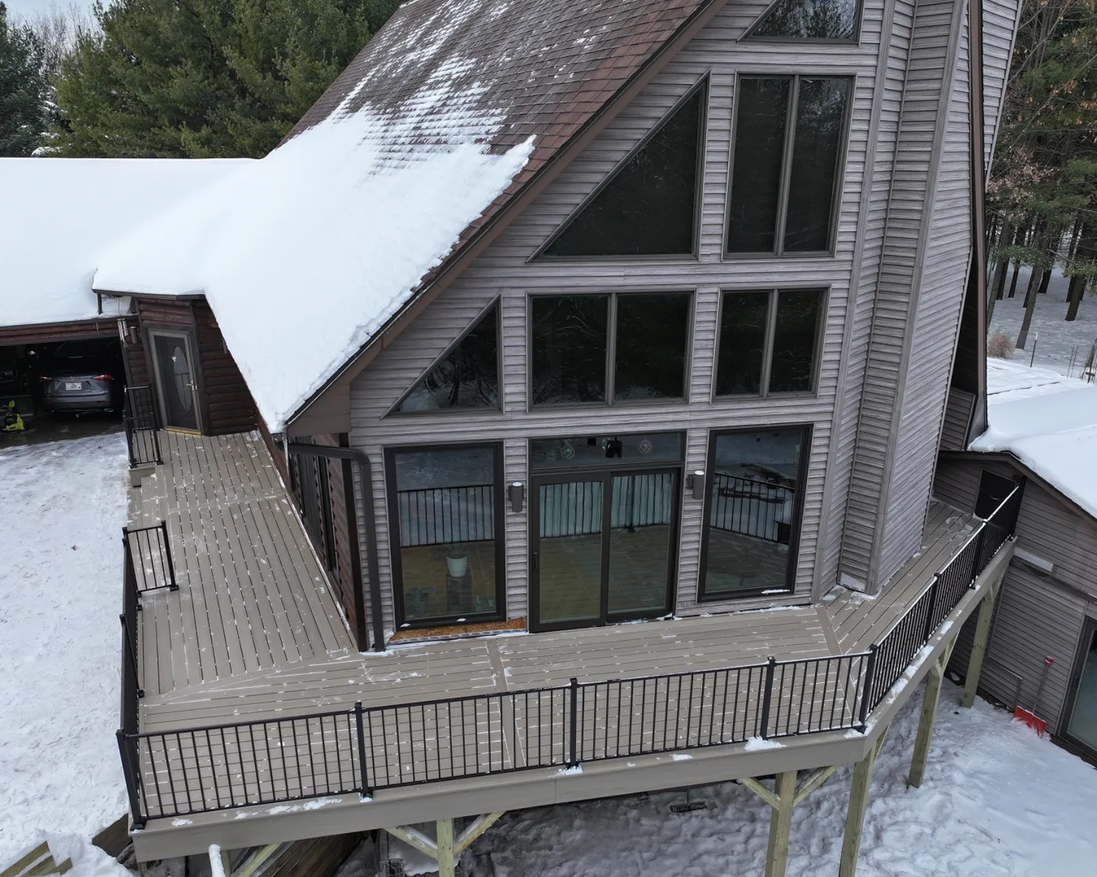 Finished deck built by 3 Brothers Construction